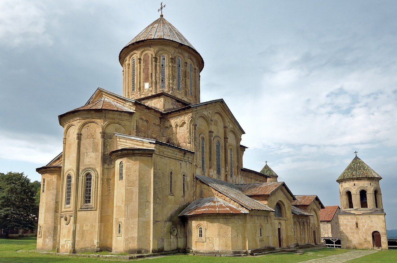 Scenic last minute cityscapes and architecture in Tbilisi.